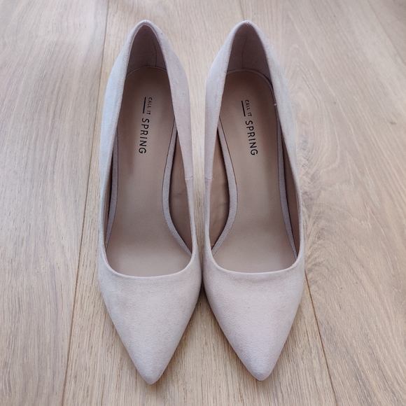 4" nude pointed-toe heels - Picture 1 of 7